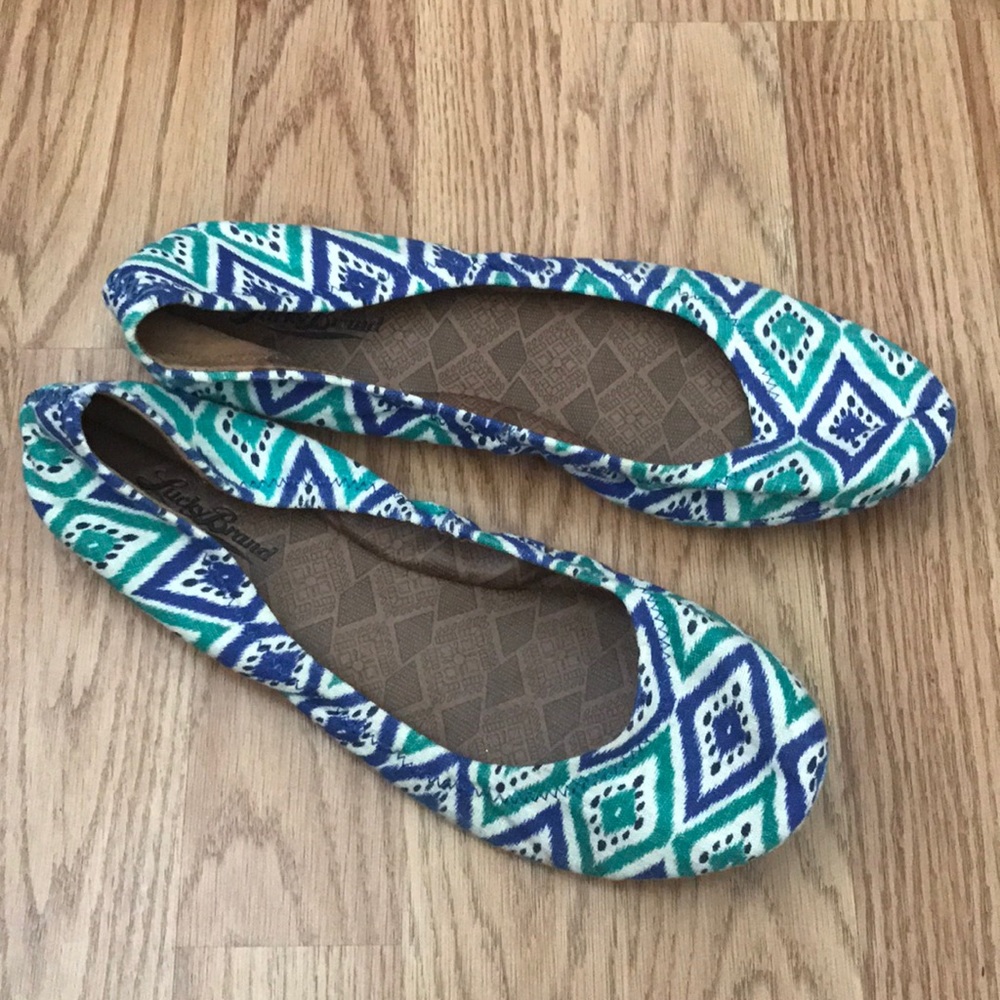 Authentic: Lucky Brand flats